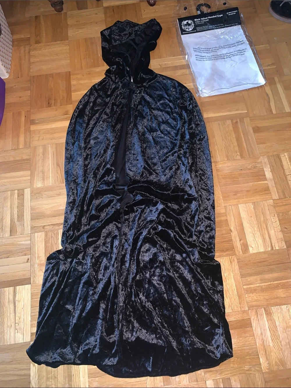 Pretend Play / Dress Up ONE SIZE FITS MOST - Adult & Child